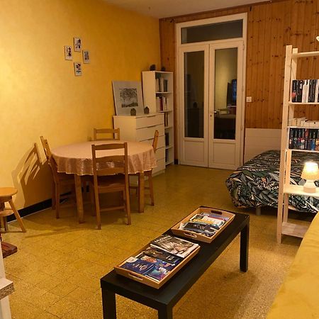 Maisonnette Aigrefeuille-dʼAunis Esterno foto